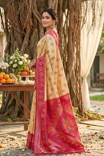 cream pochampalli silk blend saree 