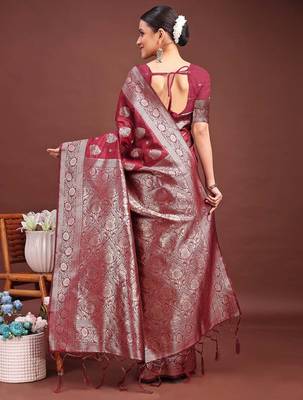 deep burgundy maroon soft silk blend saree for wedding wear 3