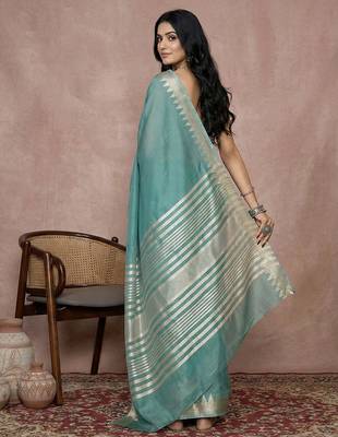 blue cotton saree with casual printed floral designs 2