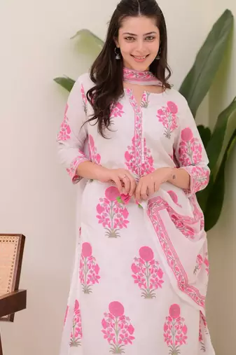 Pink elegant rayon kurti set with digital print muslin dupatta & rayon bottomethnic wear