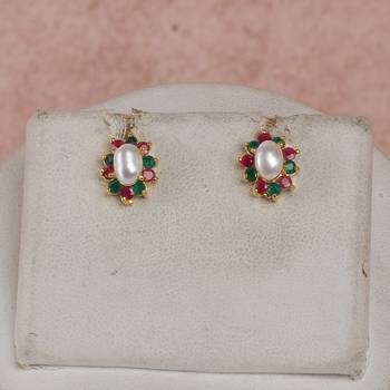 pearl necklace set with pink & green stone floral pendant 2