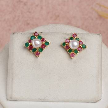 pearl necklace set with multicolor stone detailing & rhodium finish 2