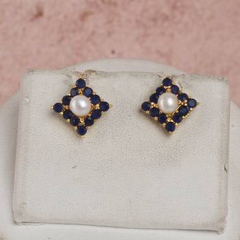 ivory pearl strand with deep navy floral pendant & matching studs 2