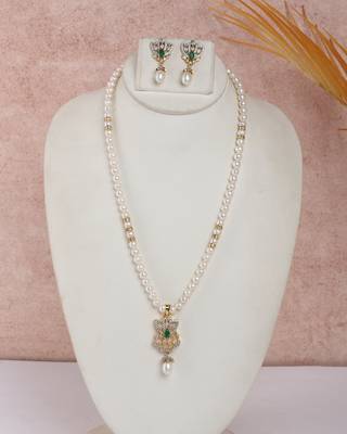 pearl necklace set with emerald stone pendant 1