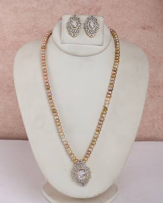 golden pearl necklace set with statement pendant 1