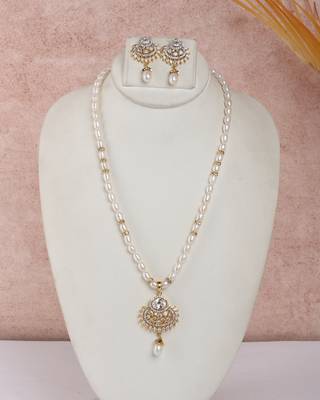 hyderabad freshwater pearl necklace set with pendant 1