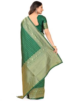 Green silk blend banarasi saree with unstitched blouse piece 3