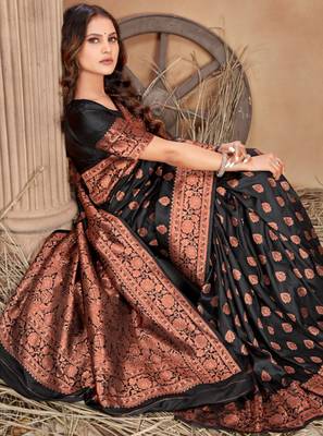 Black silk blend banarasi saree with unstitched blouse piece 2