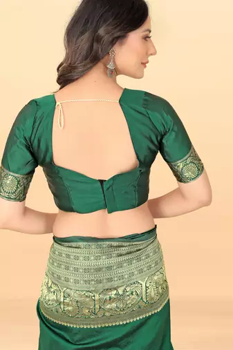 Green silk blend banarasi saree with unstitched blouse piece