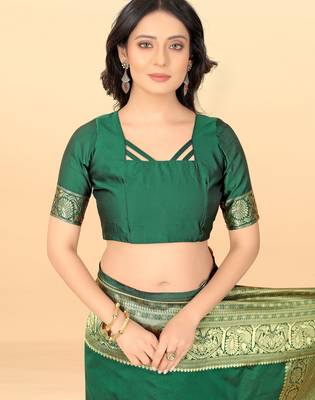 Green silk blend banarasi saree with unstitched blouse piece 5