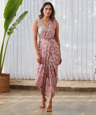 Pale grey printed swiss satin saree set 5