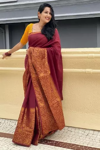 Maroon silk blend banarasi saree with unstitched blouse piece