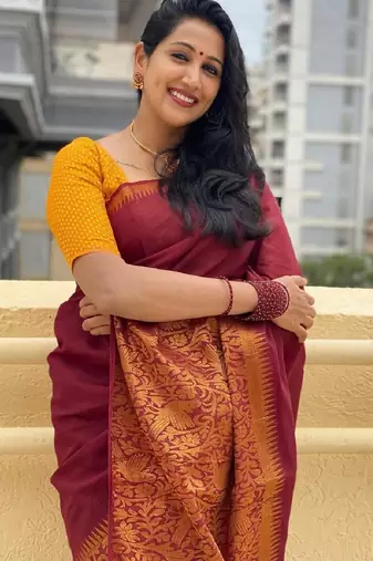 Maroon silk blend banarasi saree with unstitched blouse piece