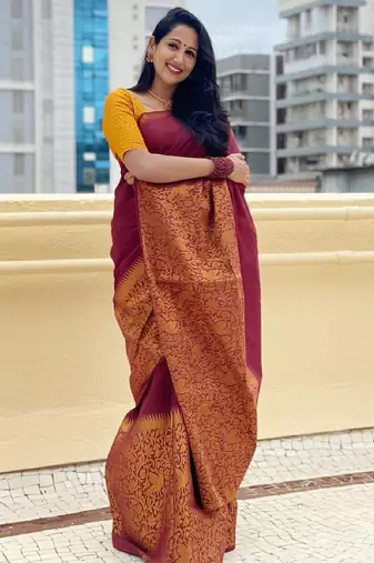 Maroon silk blend banarasi saree with unstitched blouse piece