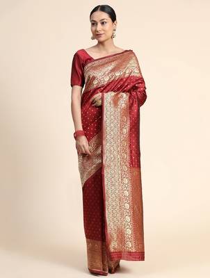 Maroon silk blend banarasi saree with unstitched blouse piece 1