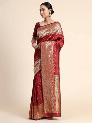 Maroon silk blend banarasi saree with unstitched blouse piece 2