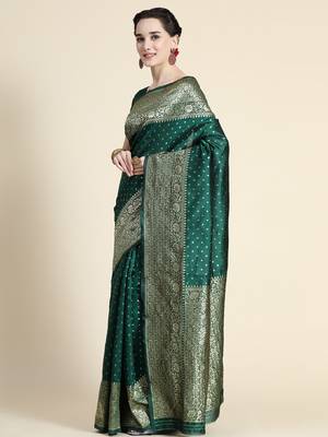 Green silk blend banarasi saree with unstitched blouse piece 3
