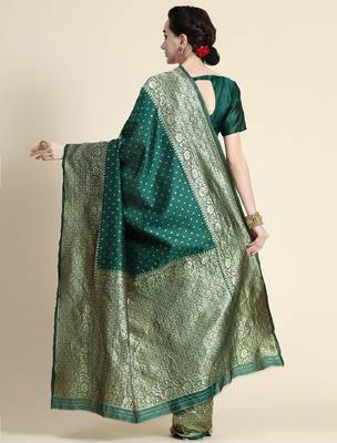 Green silk blend banarasi saree with unstitched blouse piece 4