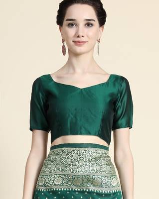 Green silk blend banarasi saree with unstitched blouse piece 5