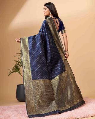 Blues oft silk blend banarasi saree with unstitched blouse piece 3