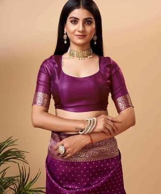 Purple silk blend banarasi saree with unstitched blouse piece 5