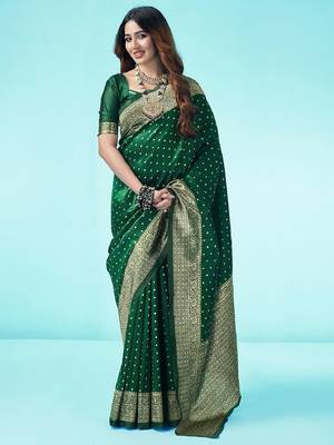 Green silk blend banarasi saree with unstitched blouse piece 1