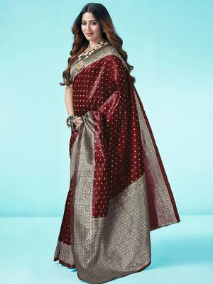 Maroon silk blend banarasi saree with unstitched blouse piece 2