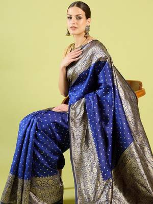 Blue silk blend banarasi saree with unstitched blouse piece 4