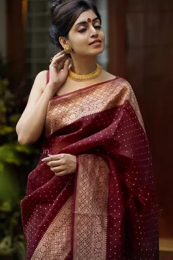 Maroon silk blend banarasi saree with unstitched blouse piece