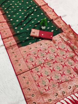 green soft banarasi silk saree with meenakari zari work 2