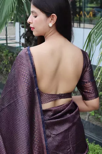 Blue silk blend banarasi saree with unstitched blouse piece