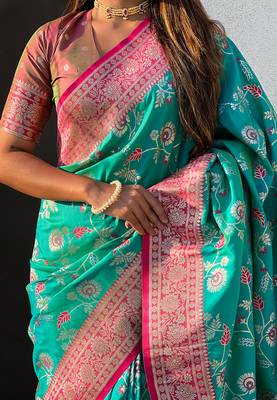 Teal banarasi silk zari woven saree with contrast blouse piece 3