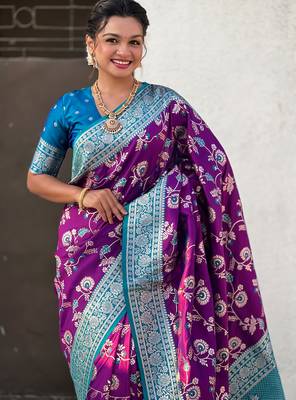Purple banarasi silk zari woven saree with contrast blouse piece 4