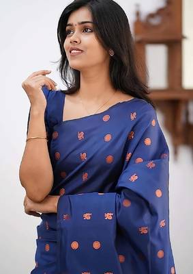 Blue silk blend banarasi saree with unstitched blouse piece 2