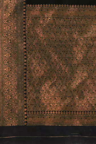 Black silk blend banarasi saree with unstitched blouse piece