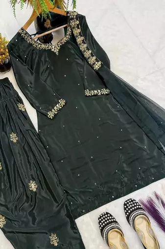 Green crep silk embroidered straight kurta dupatta salwar set