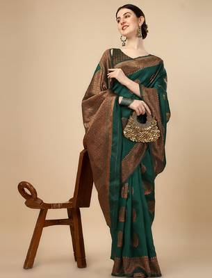 Green silk blend banarasi saree with unstitched blouse piece 2