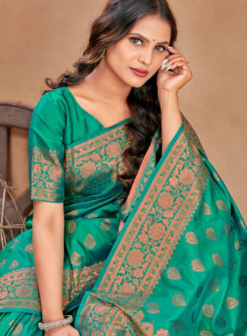 Green soft silk blend banarasi jacuard work designer party wear saree with unstitched blouse piece