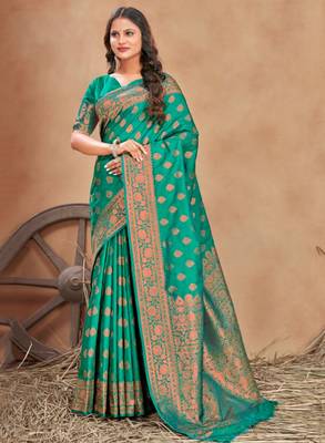 Green silk blend banarasi saree with unstitched blouse piece 2