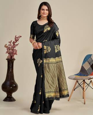 Black silk blend banarasi saree with unstitched blouse piece 2