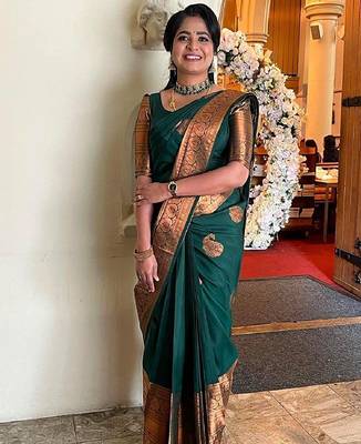 Green silk blend banarasi saree with unstitched blouse piece 2