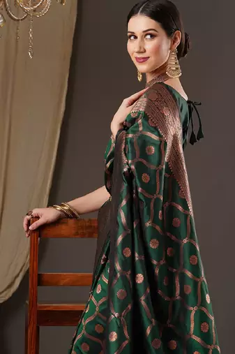 Green silk blend banarasi saree with unstitched blouse piece