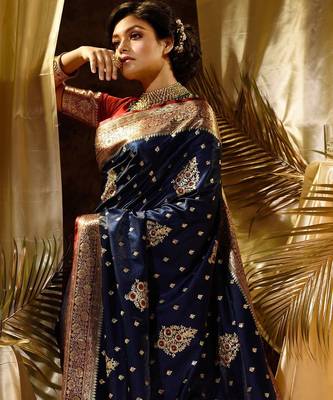 Blue red silk blend banarasi saree with unstitched blouse piece 4