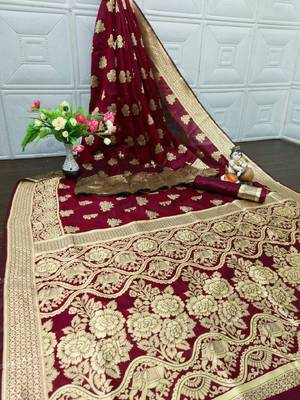 Maroon silk blend banarasi saree with unstitched blouse piece 2