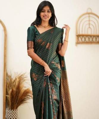 Green silk blend banarasi saree with unstitched blouse piece 1