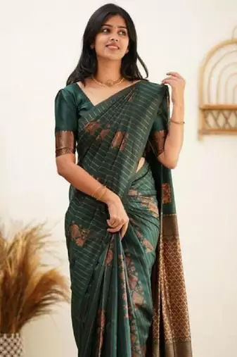 Green silk blend banarasi saree with unstitched blouse piece