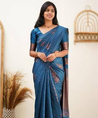 Rama silk blend banarasi saree with unstitched blouse piece 4