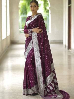 Wine silk blend banarasi saree with unstitched blouse piece 2