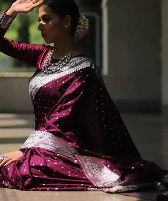 Wine silk blend banarasi saree with unstitched blouse piece 4