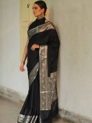 Black silk blend banarasi saree with unstitched blouse piece 1